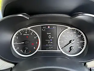 Used 2022 Nissan Micra Tekna Grey - Interior and Exterior details 19