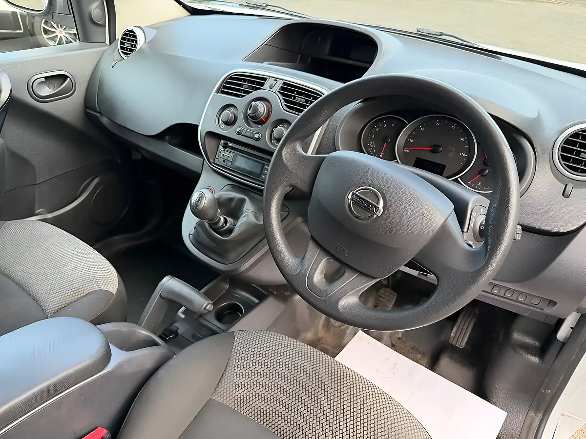 Used 2022 Nissan NV250 Acenta White - Interior and Exterior details 16