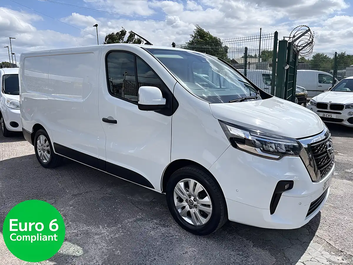 Used 2022 Nissan Primastar Tekna White - Interior and Exterior details 3