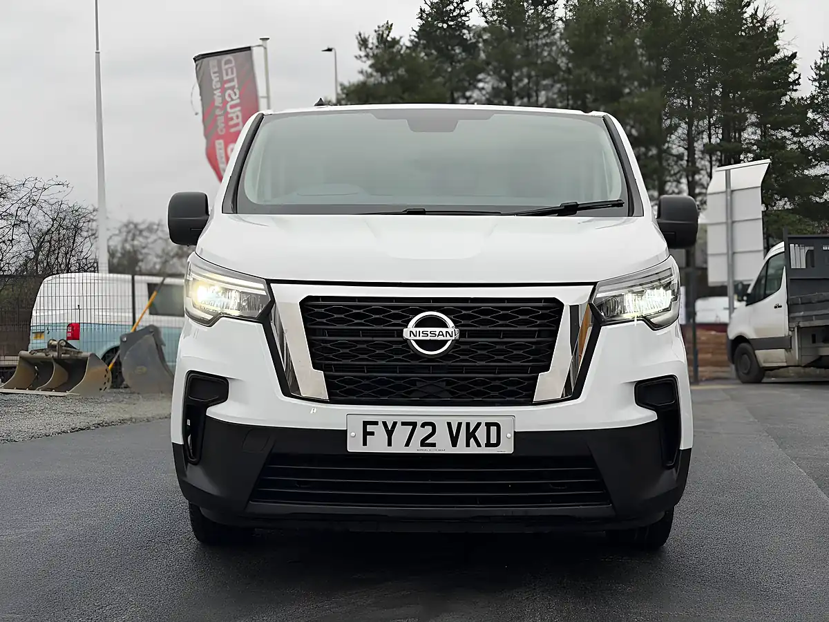 Used 2022 Nissan Primastar Visia White - Interior and Exterior details 2