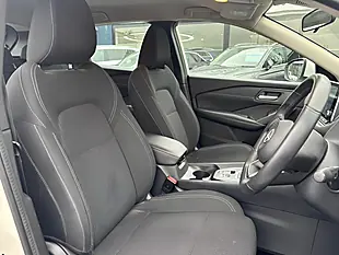 Used 2022 Nissan Qashqai Acenta Premium Arctic White - Interior and Exterior details 3