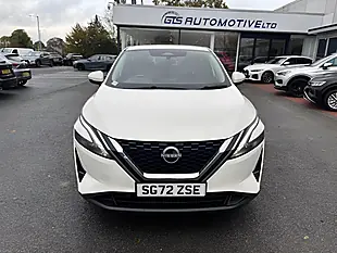 Used 2022 Nissan Qashqai Acenta Premium Arctic White - Interior and Exterior details 7