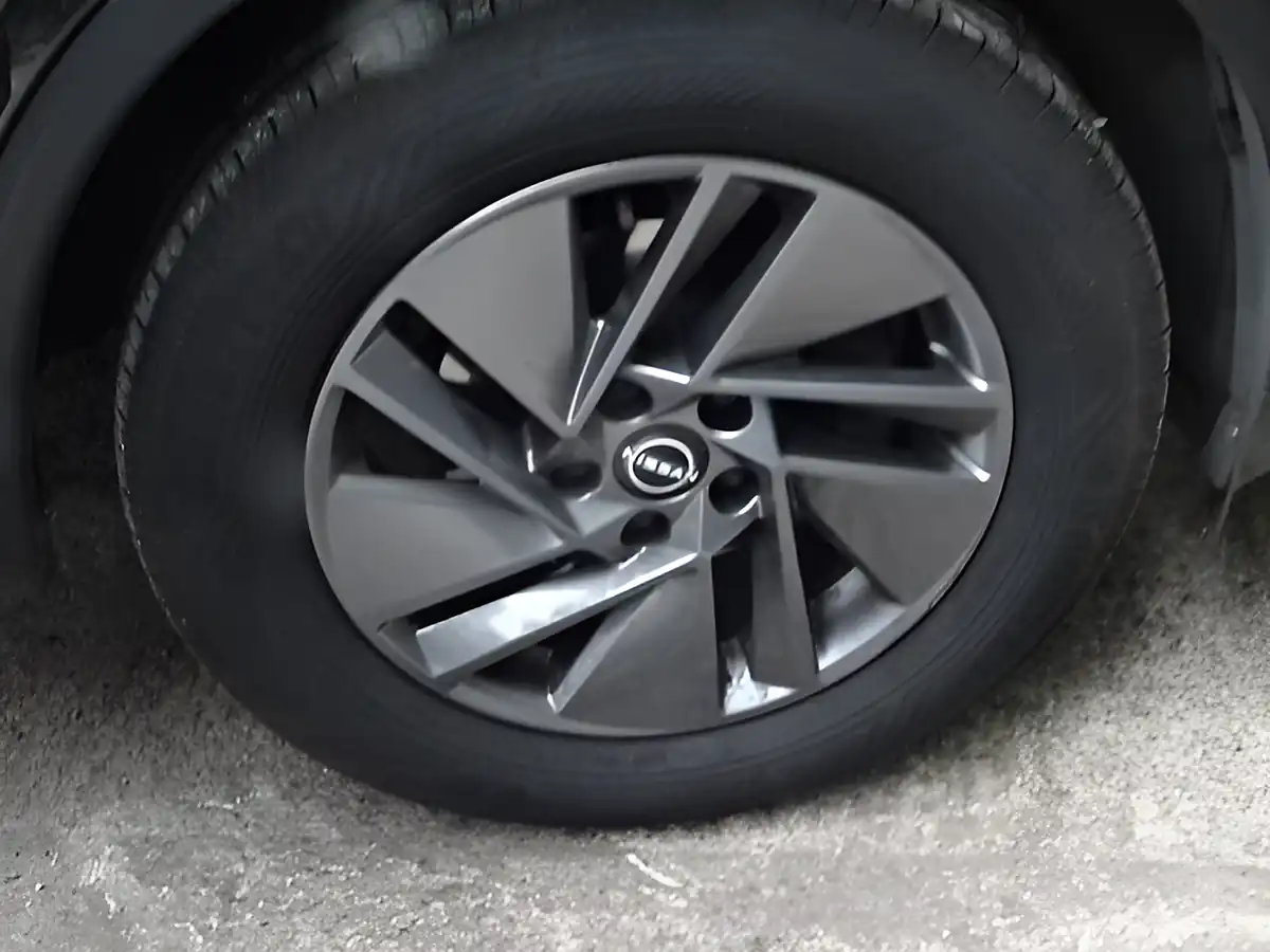 Used 2022 Nissan Qashqai Acenta Premium Black - Interior and Exterior details 19
