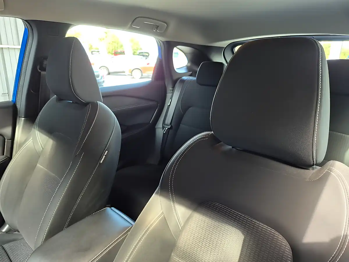 Used 2022 Nissan Qashqai Acenta Premium Blue - Interior and Exterior details 13