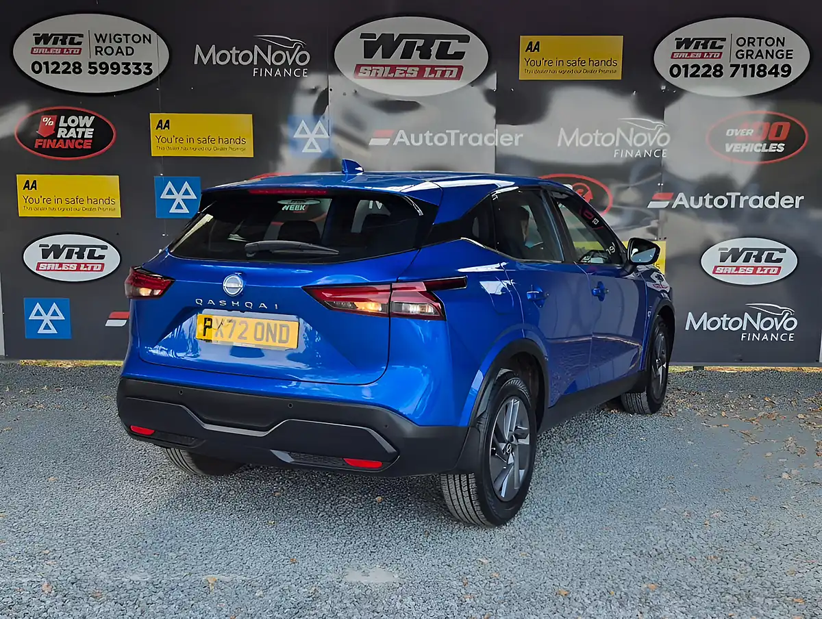 Used 2022 Nissan Qashqai Acenta Premium Blue - Interior and Exterior details 6
