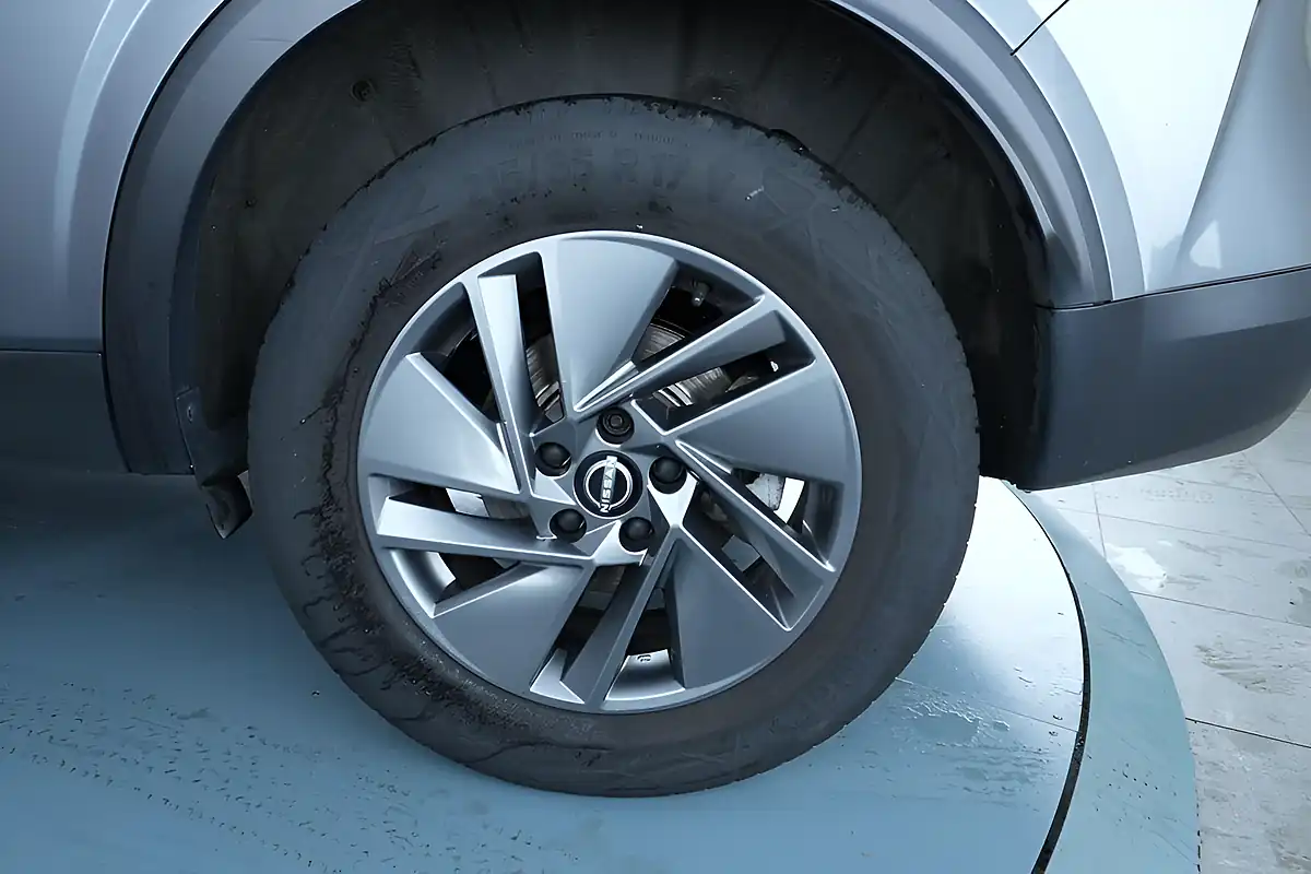 Used 2022 Nissan Qashqai Acenta Premium Grey - Interior and Exterior details 13