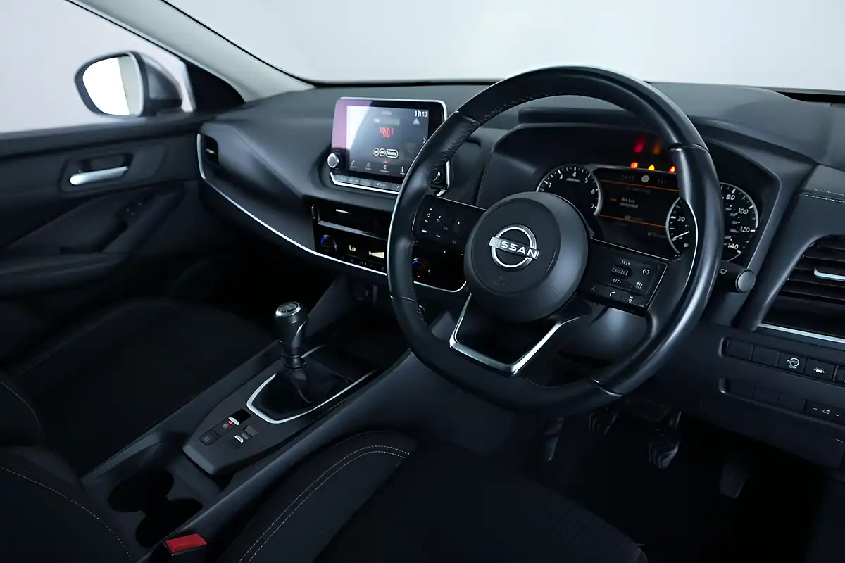 Used 2022 Nissan Qashqai Acenta Premium Grey - Interior and Exterior details 2