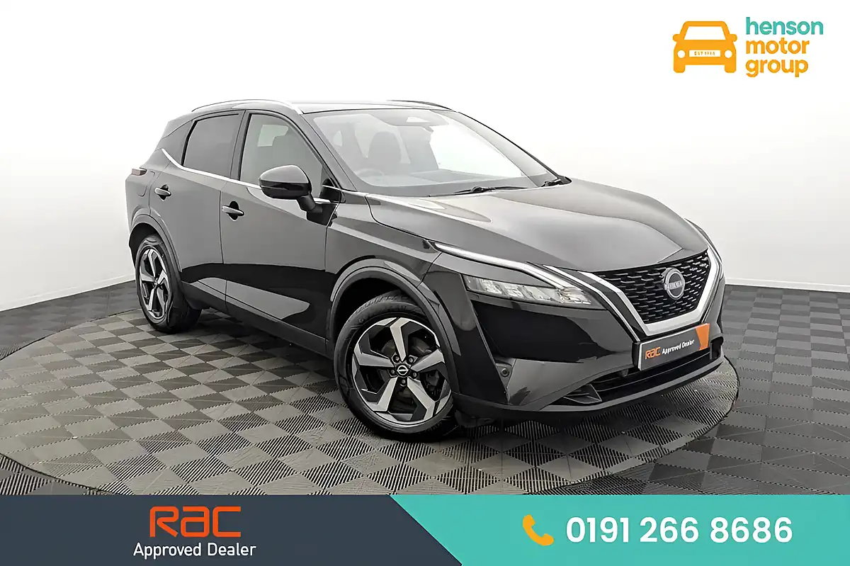 Used 2022 Nissan Qashqai N-Connecta Black - Front View