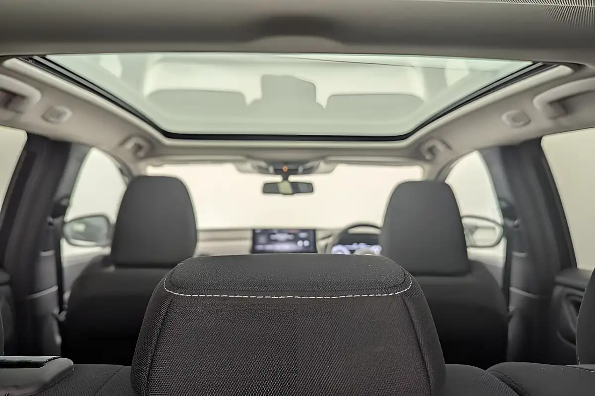 Used 2022 Nissan Qashqai N-Connecta Black - Interior and Exterior details 10
