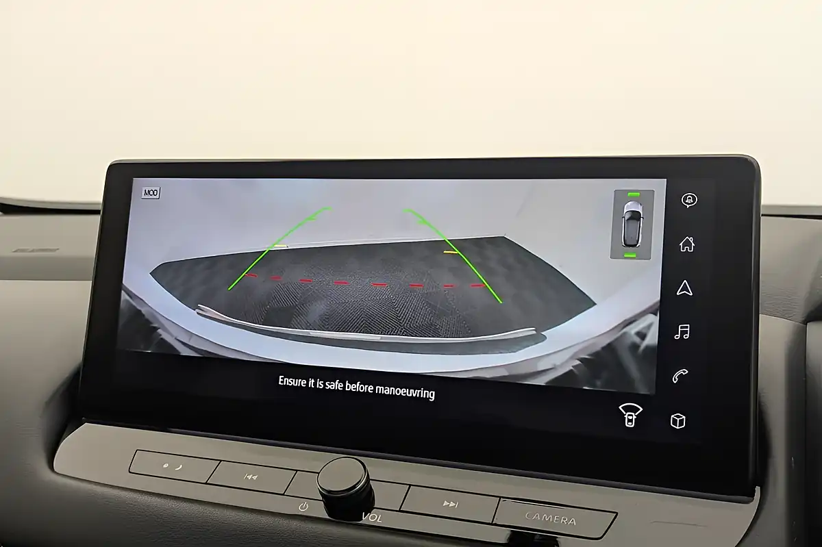 Used 2022 Nissan Qashqai N-Connecta Black - Interior and Exterior details 15