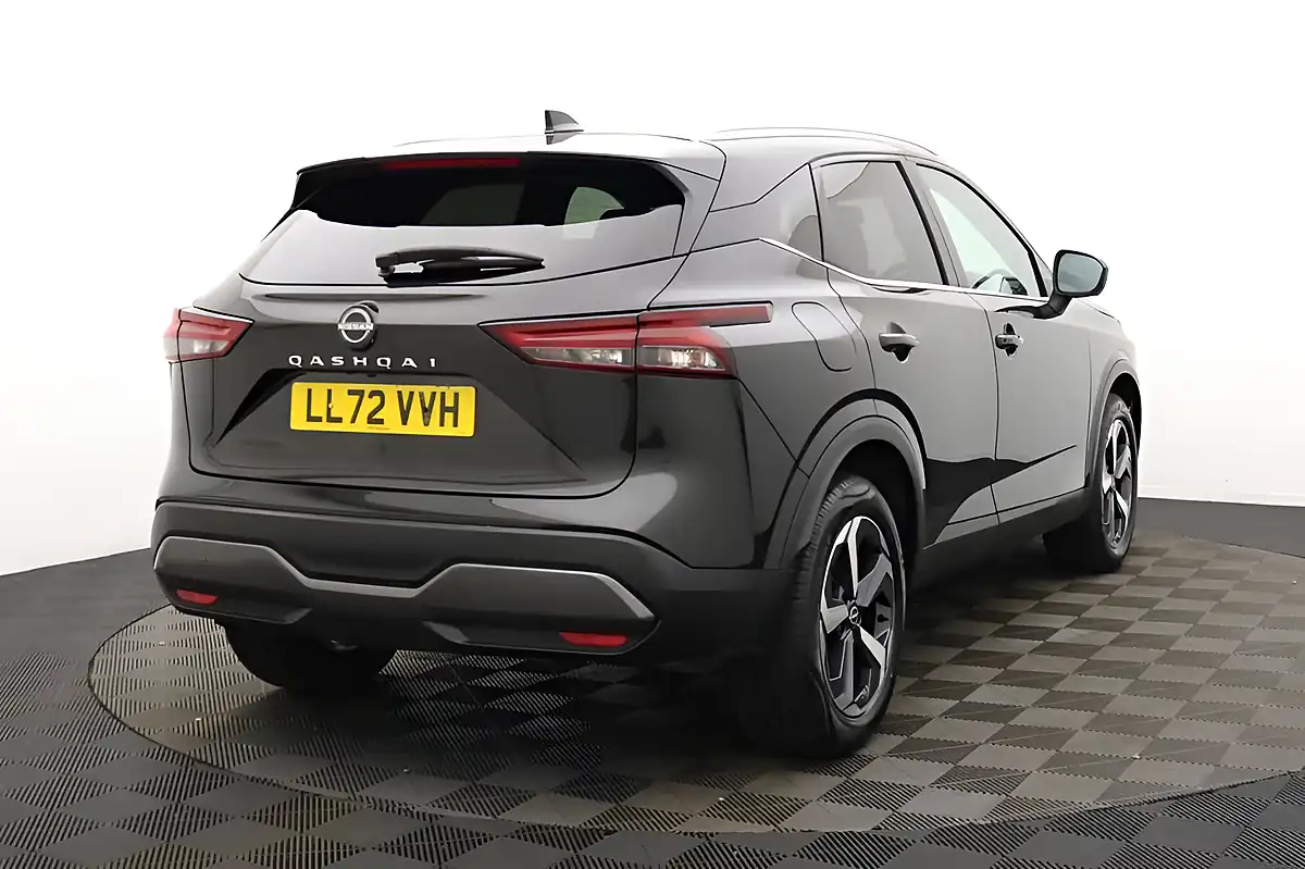 Used 2022 Nissan Qashqai N-Connecta Black - Interior and Exterior details 3