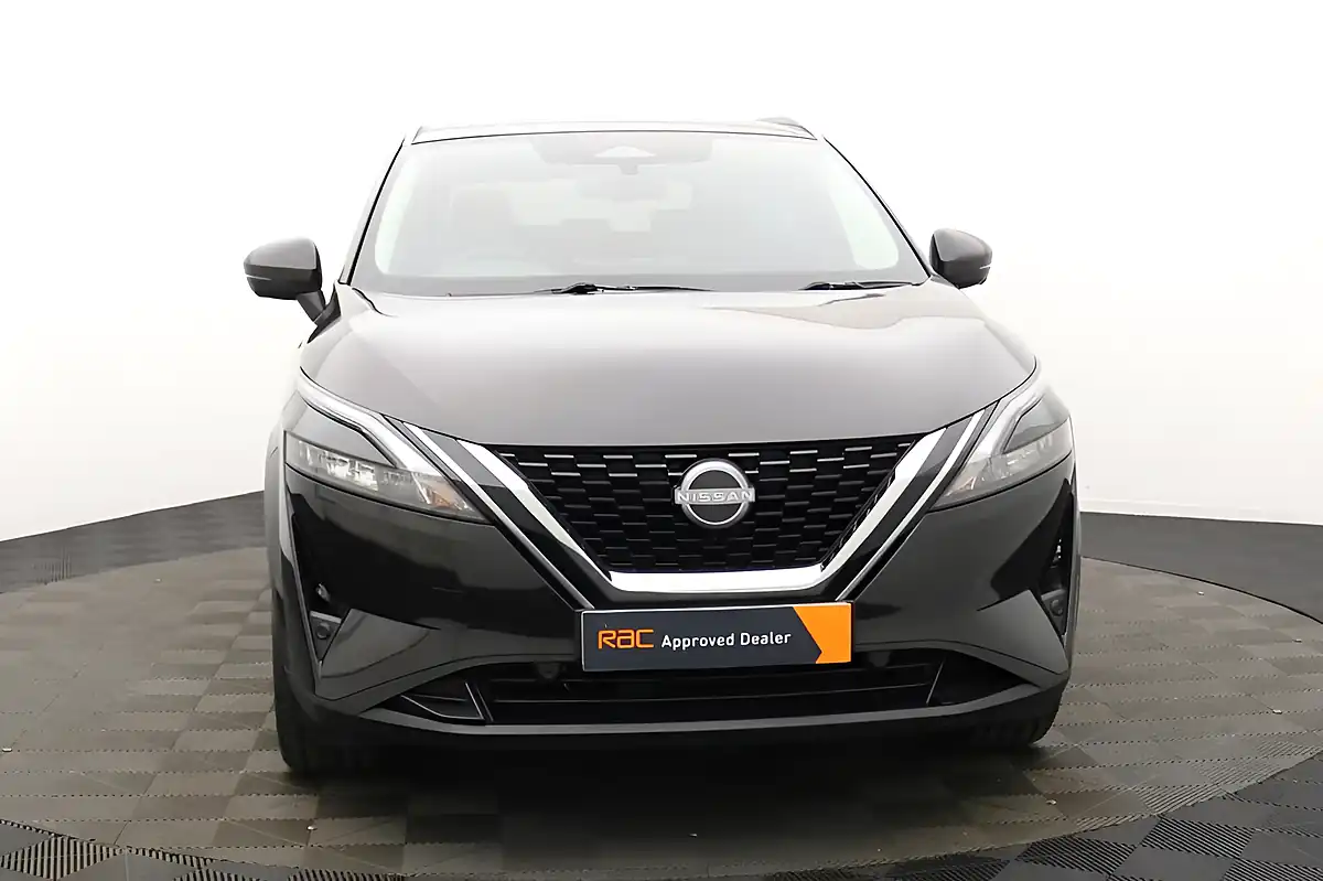 Used 2022 Nissan Qashqai N-Connecta Black - Interior and Exterior details 7