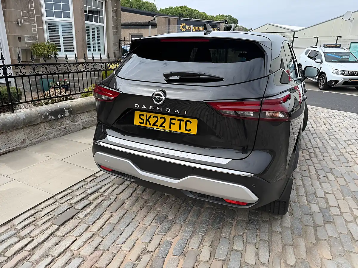 Used 2022 Nissan Qashqai N-Connecta Black - Interior and Exterior details 15