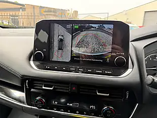 Used 2022 Nissan Qashqai N-Connecta Black - Interior and Exterior details 19