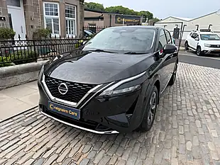 Used 2022 Nissan Qashqai N-Connecta Black - Interior and Exterior details 7