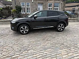 Used 2022 Nissan Qashqai N-Connecta Black - Interior and Exterior details 8