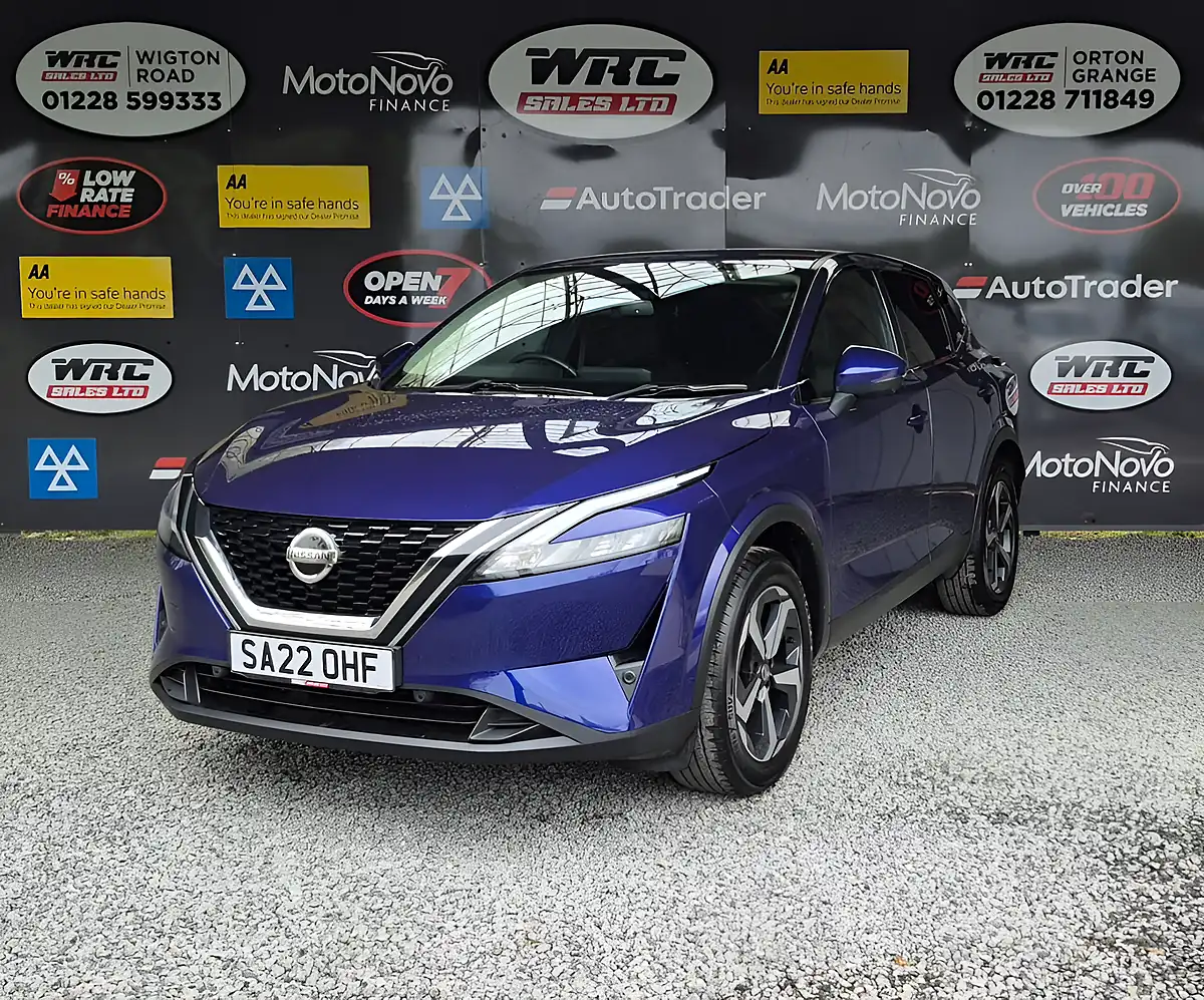 Used 2022 Nissan Qashqai N-Connecta Blue - Front View