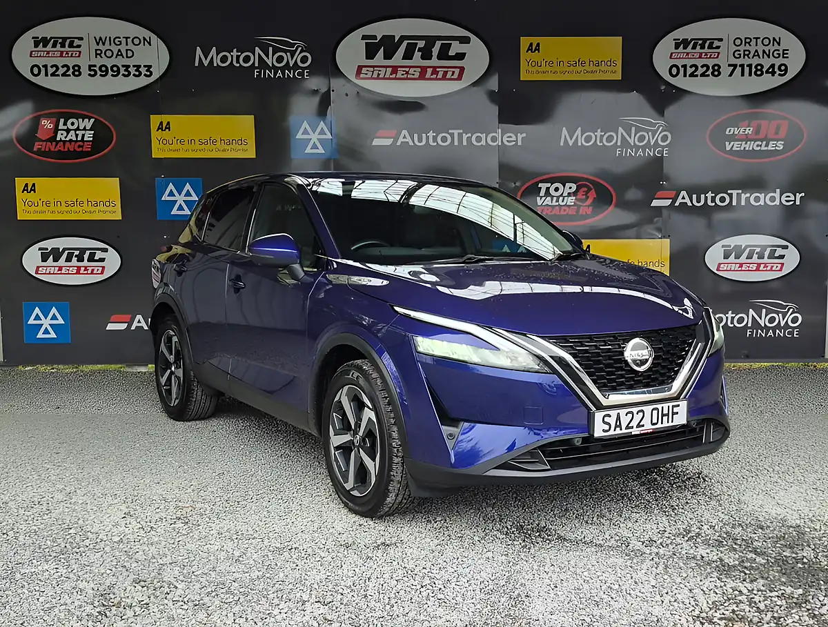 Used 2022 Nissan Qashqai N-Connecta Blue - Interior and Exterior details 4