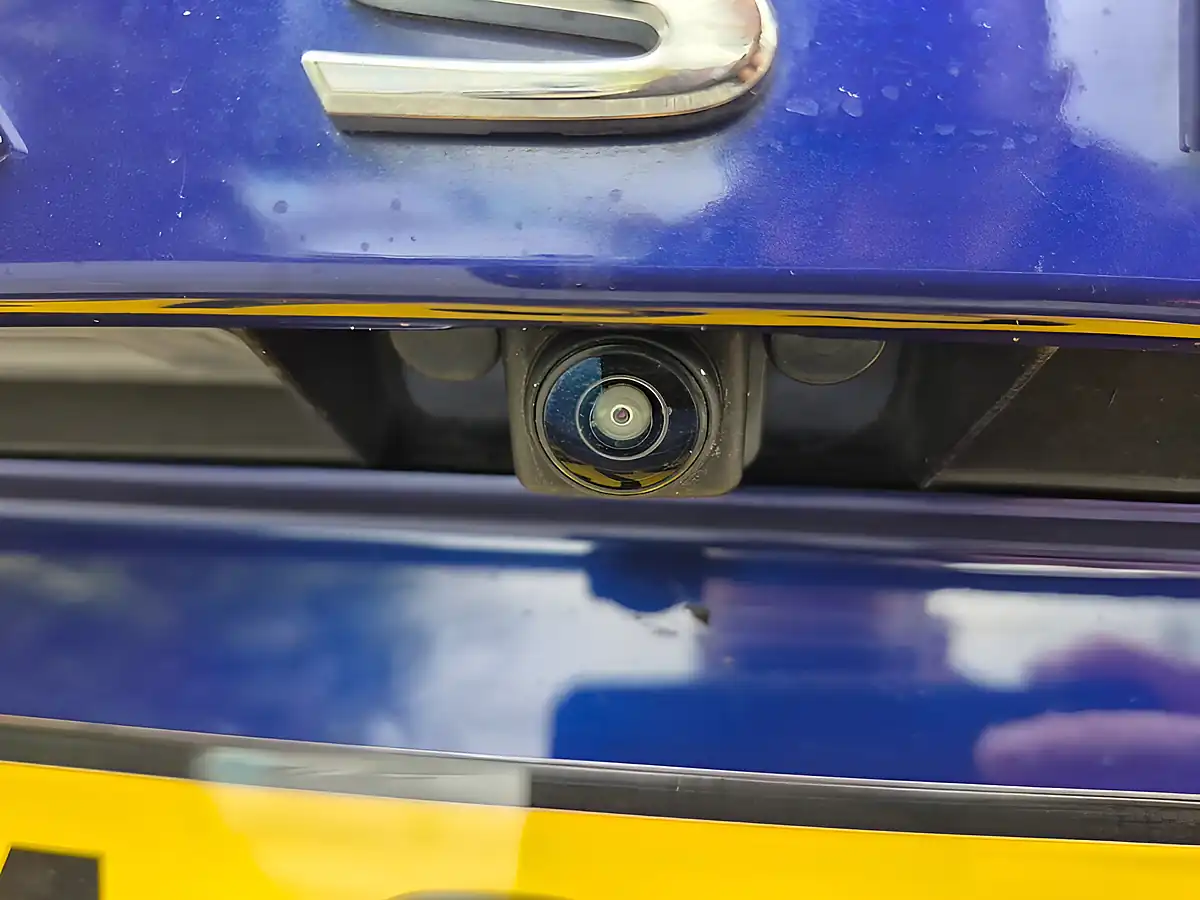 Used 2022 Nissan Qashqai N-Connecta Blue - Interior and Exterior details 9