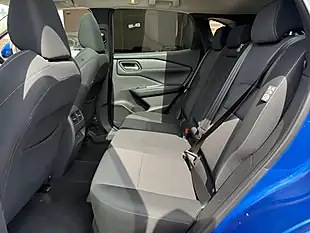 Used 2022 Nissan Qashqai N-Connecta Blue - Interior and Exterior details 13