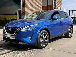 Used 2022 Nissan Qashqai N-Connecta Blue - Interior and Exterior details 3