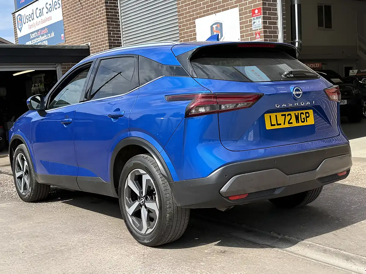 Used 2022 Nissan Qashqai N-Connecta Blue - Interior and Exterior details 4