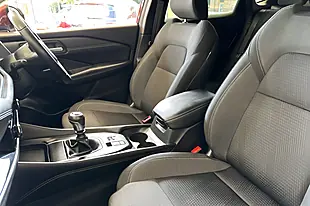Used 2022 Nissan Qashqai N-Connecta Burgundy - Interior and Exterior details 11