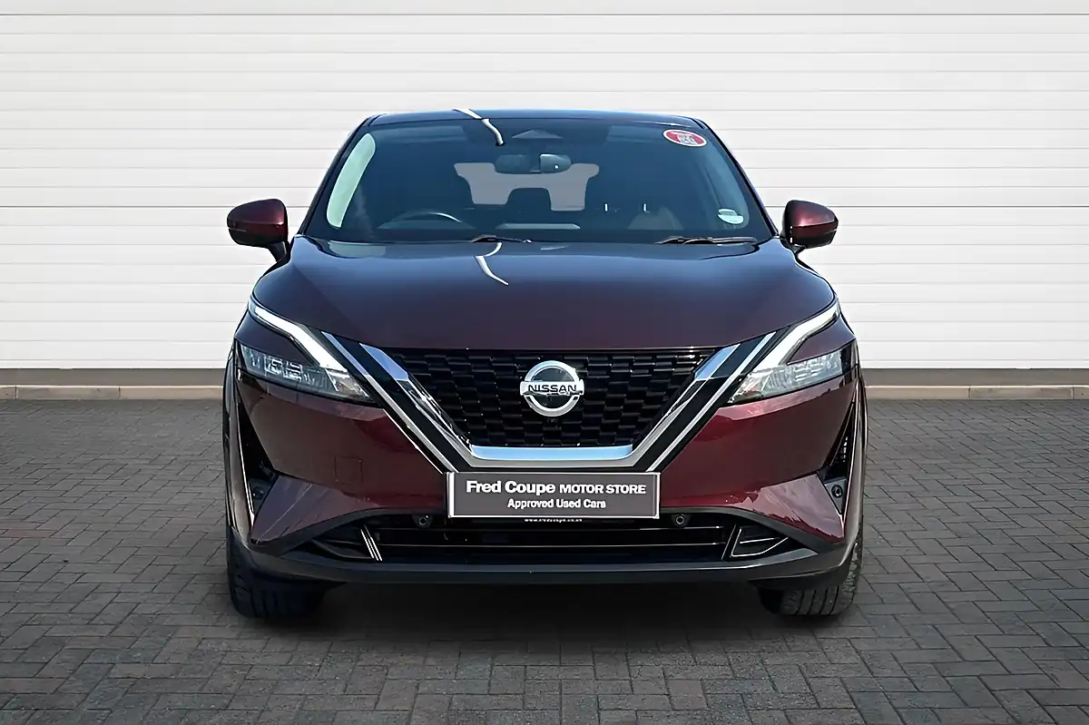 Used 2022 Nissan Qashqai N-Connecta Burgundy - Interior and Exterior details 8