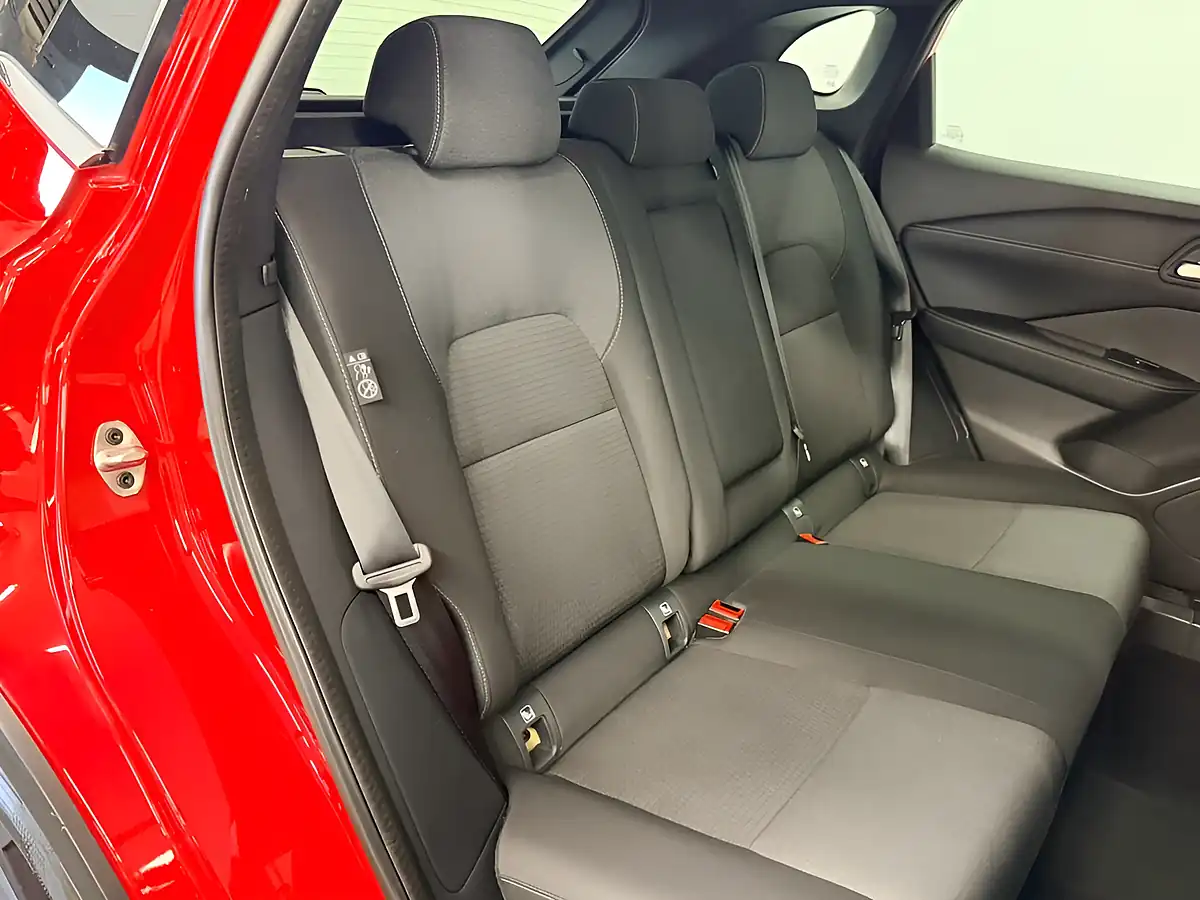 Used 2022 Nissan Qashqai N-Connecta Flame Red - Interior and Exterior details 4