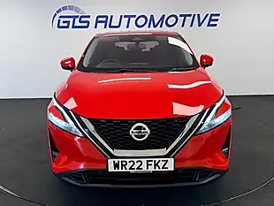 Used 2022 Nissan Qashqai N-Connecta Flame Red - Interior and Exterior details 6