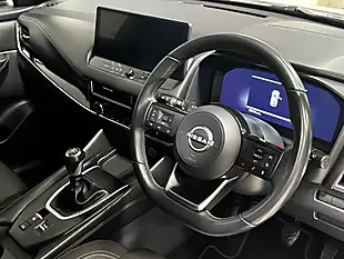 Used 2022 Nissan Qashqai N-Connecta Grey - Interior and Exterior details 4