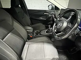 Used 2022 Nissan Qashqai N-Connecta Grey - Interior and Exterior details 6