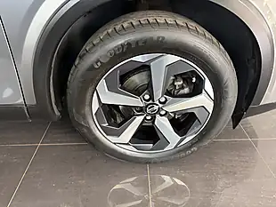 Used 2022 Nissan Qashqai N-Connecta Grey - Interior and Exterior details 13
