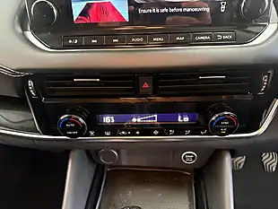 Used 2022 Nissan Qashqai N-Connecta Grey - Interior and Exterior details 19