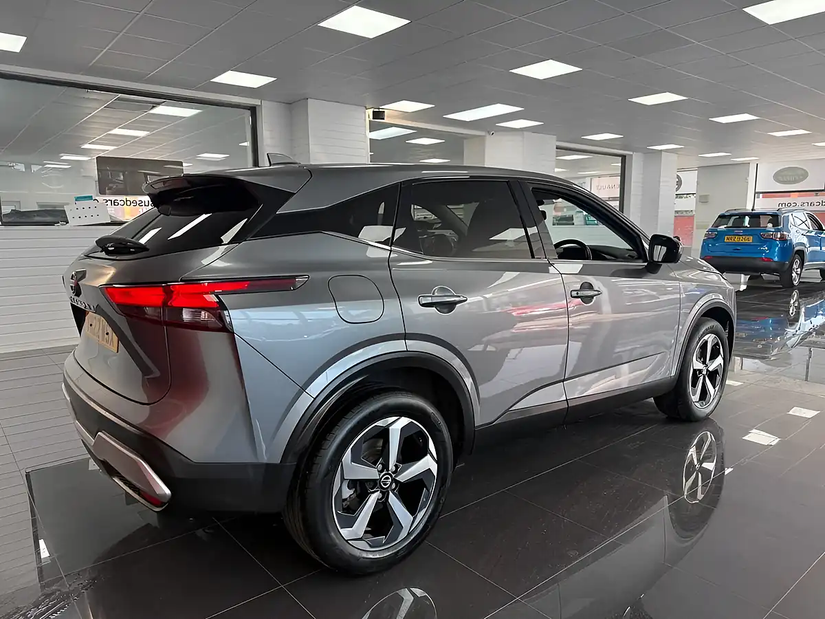 Used 2022 Nissan Qashqai N-Connecta Grey - Interior and Exterior details 2