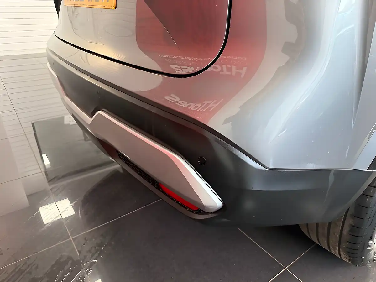Used 2022 Nissan Qashqai N-Connecta Grey - Interior and Exterior details 8