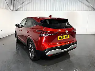Used 2022 Nissan Qashqai N-Connecta Red - Interior and Exterior details 15