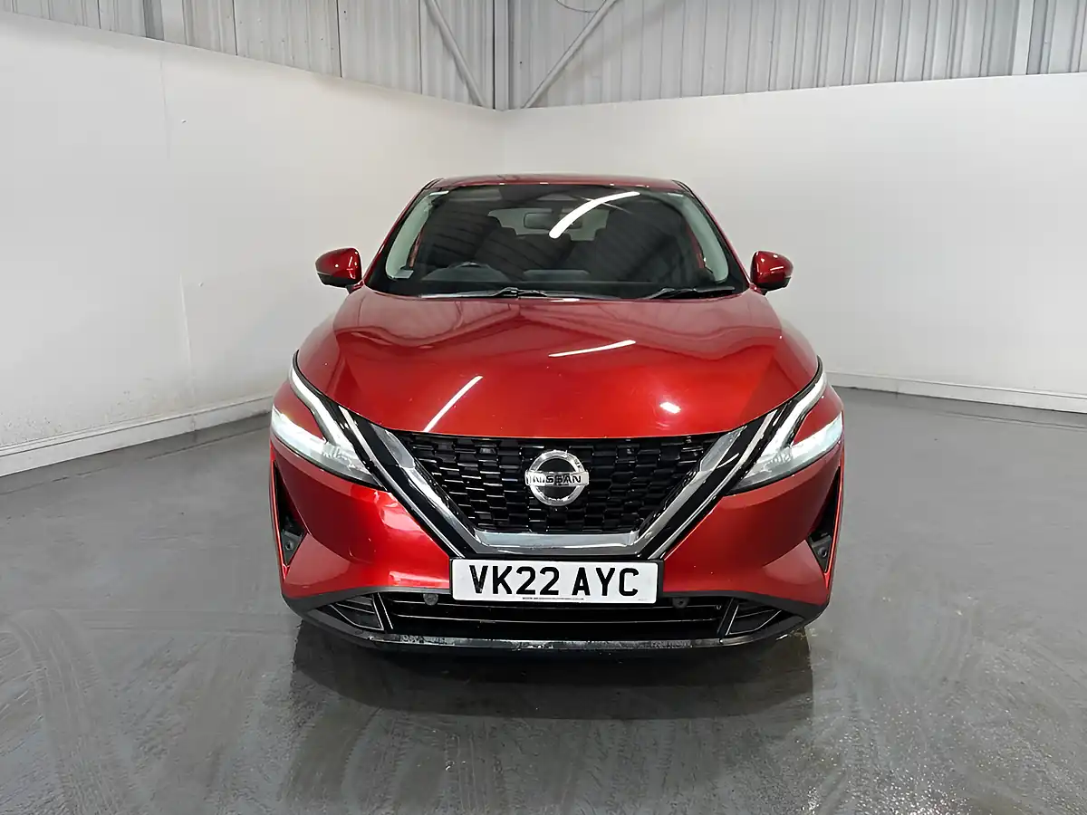 Used 2022 Nissan Qashqai N-Connecta Red - Interior and Exterior details 2