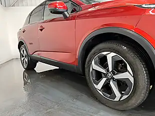 Used 2022 Nissan Qashqai N-Connecta Red - Interior and Exterior details 8