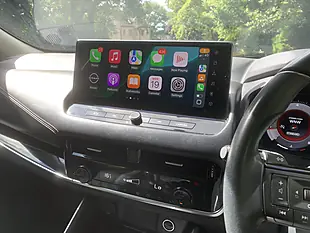 Used 2022 Nissan Qashqai N-Connecta Red - Interior and Exterior details 17