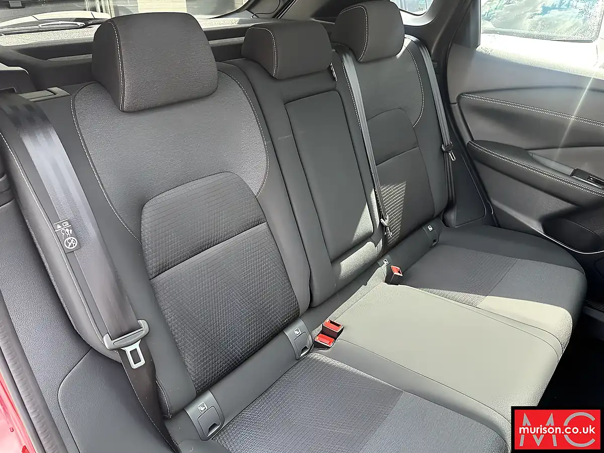 Used 2022 Nissan Qashqai N-Connecta Red - Interior and Exterior details 12
