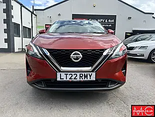 Used 2022 Nissan Qashqai N-Connecta Red - Interior and Exterior details 4