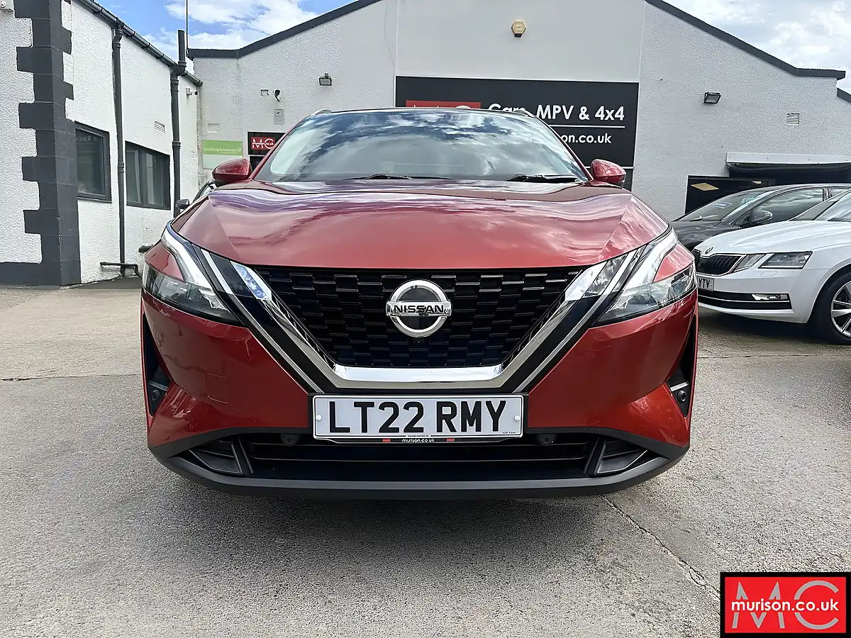 Used 2022 Nissan Qashqai N-Connecta Red - Interior and Exterior details 4