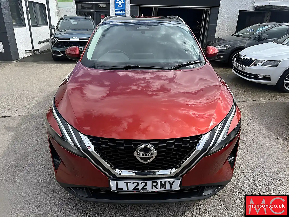 Used 2022 Nissan Qashqai N-Connecta Red - Interior and Exterior details 7