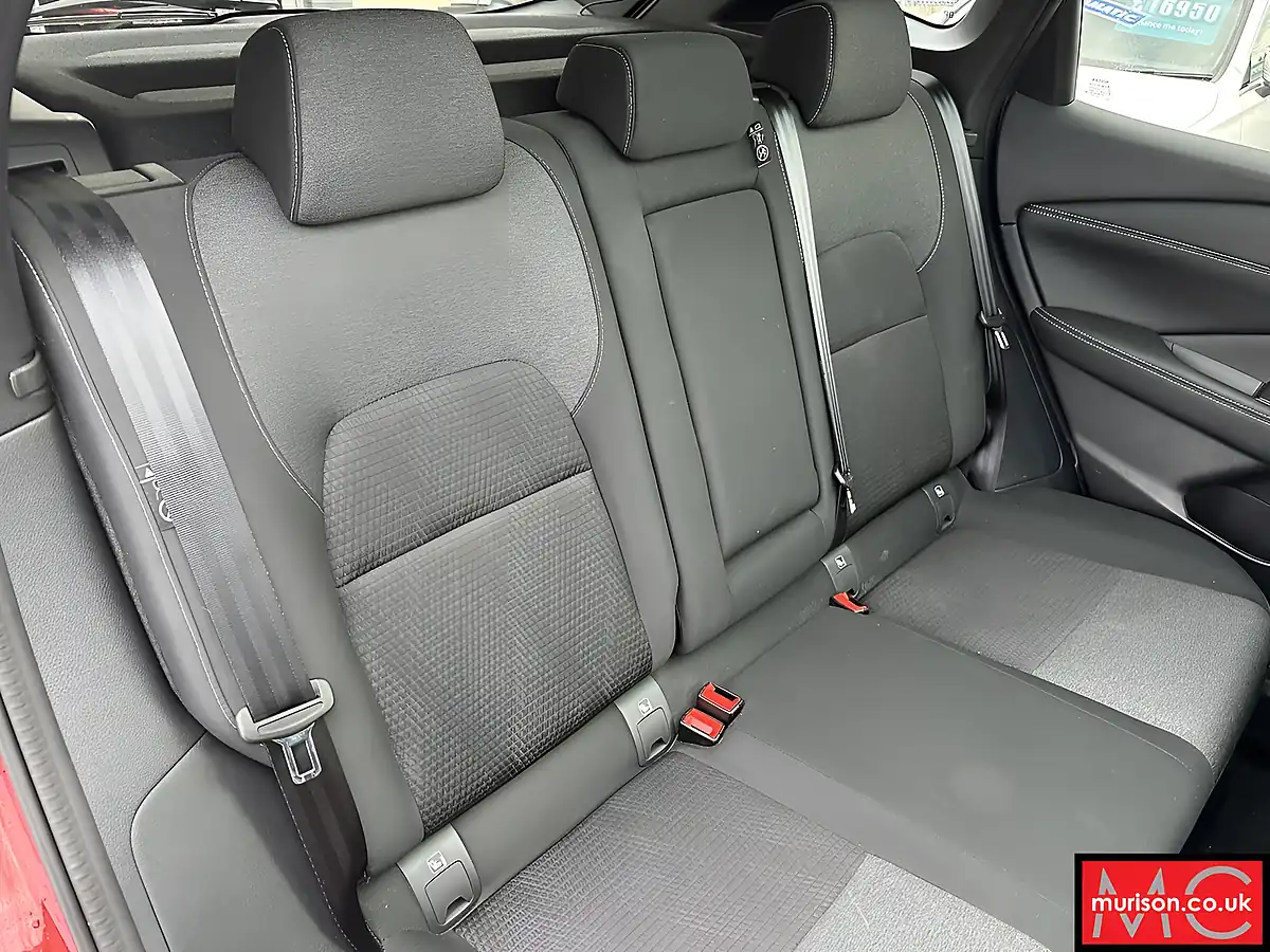Used 2022 Nissan Qashqai N-Connecta Red - Interior and Exterior details 16