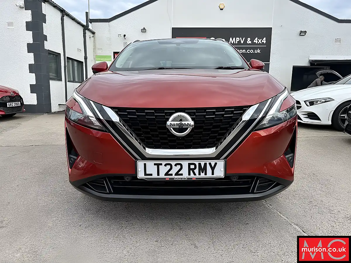 Used 2022 Nissan Qashqai N-Connecta Red - Interior and Exterior details 4