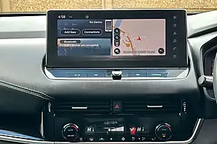 Used 2022 Nissan Qashqai N-Connecta Storm White - Interior and Exterior details 20