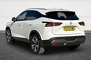 Used 2022 Nissan Qashqai N-Connecta Storm White - Interior and Exterior details 5