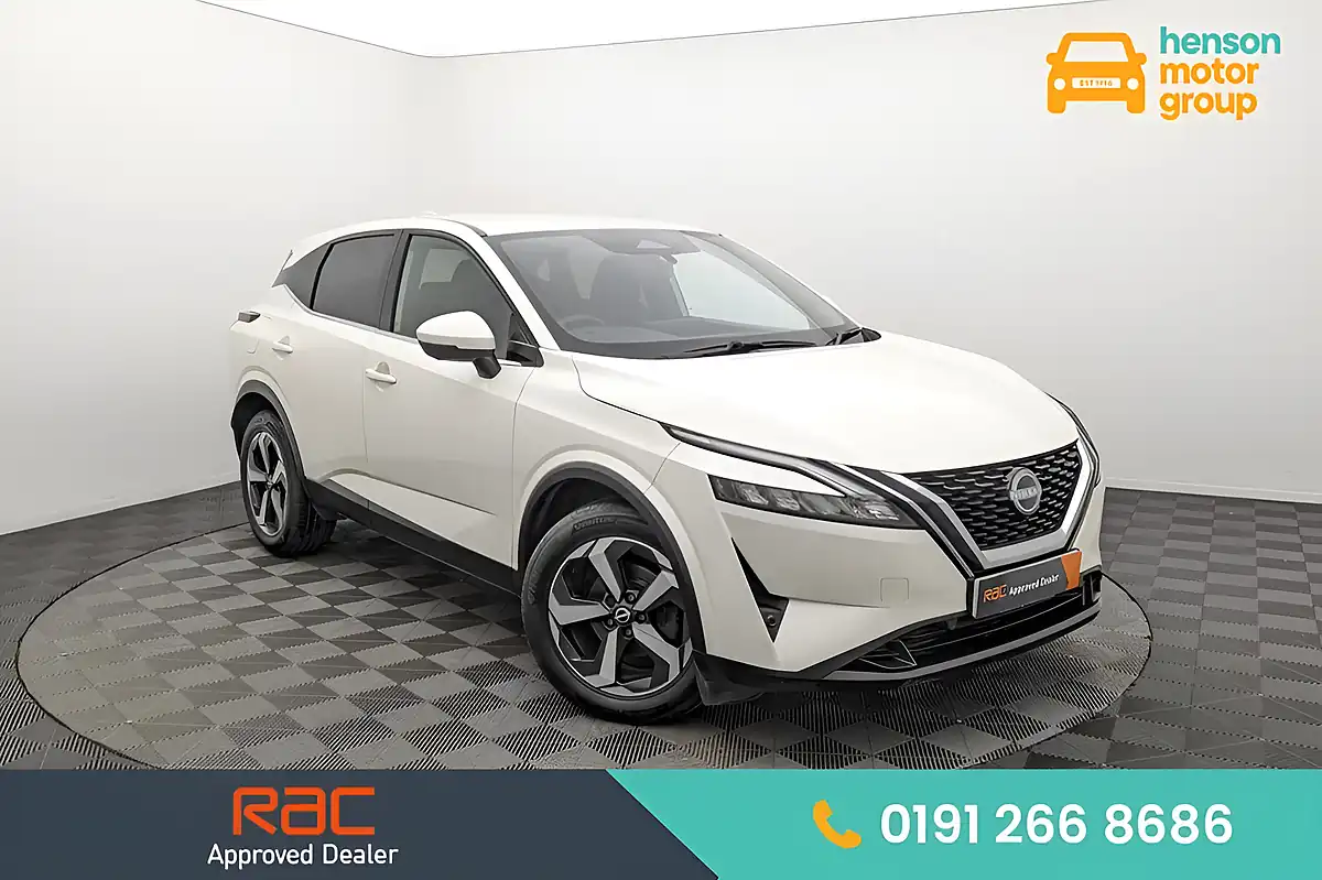 Used 2022 Nissan Qashqai N-Connecta White - Front View