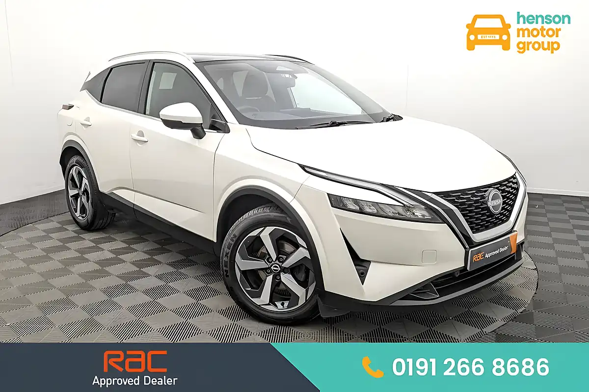 Used 2022 Nissan Qashqai N-Connecta White - Front View